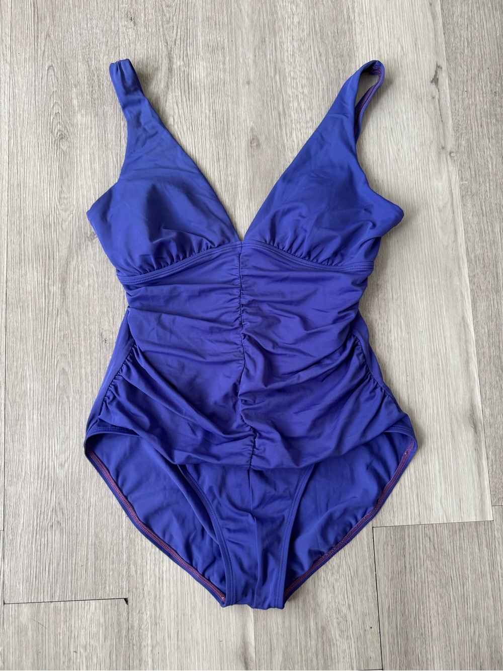 Jantzen Classics Women’s Slimming V Neck One Piece Swim Suit Purple Size 14